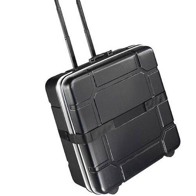 B&W Brompton Bike Hard Travel Case, Sports Equipment, Bicycles & Parts