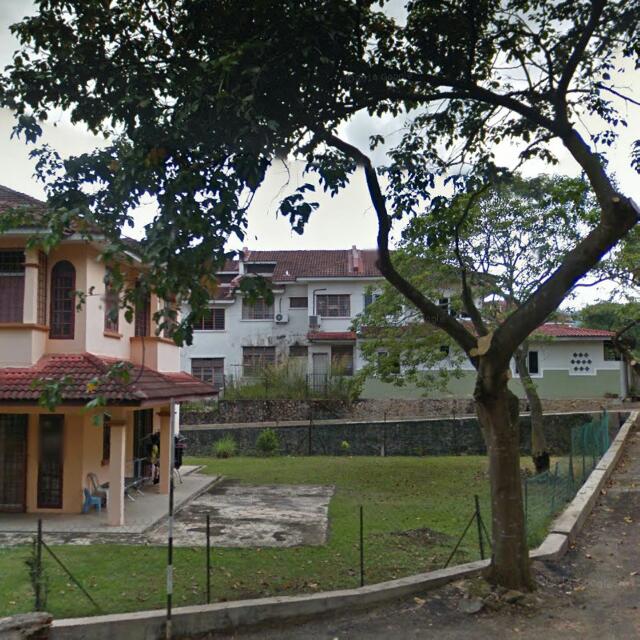 Indera Mahkota 6, Kuantan Double Storey Corner House For RENT