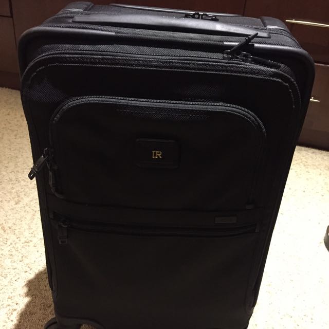 Tumi Alpha 2 4 Wheel International Office Carry On Black Style