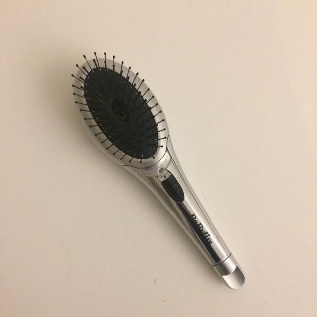 Babyliss brilliant shine best sale ionic hair brush
