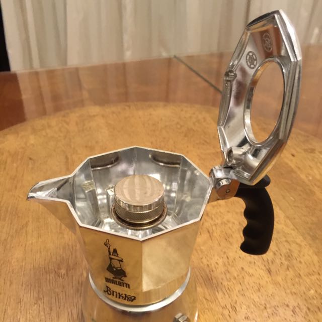Bialetti Brikka Coffee Maker, TV & Home Appliances, Kitchen Appliances