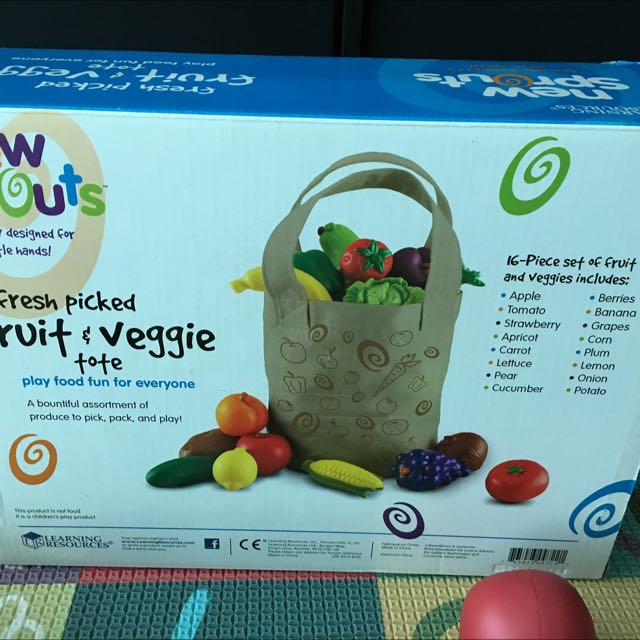 Learning Resources Fresh Picked Fruit And Veggie Tote 17 Pieces 