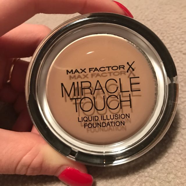 max factor liquid illusion foundation