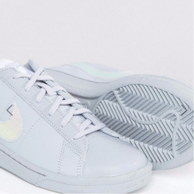 holographic trainers nike