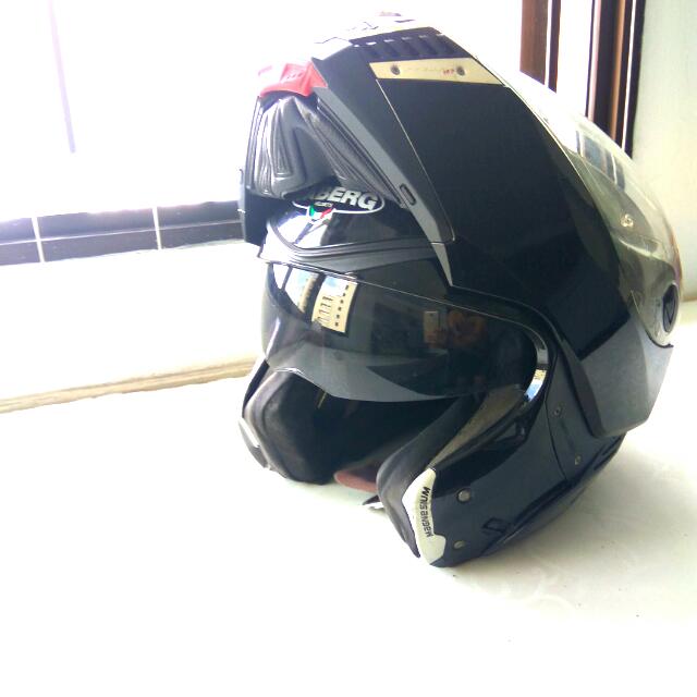 Caberg Sintesi 107 full face helmet, Car Accessories on Carousell