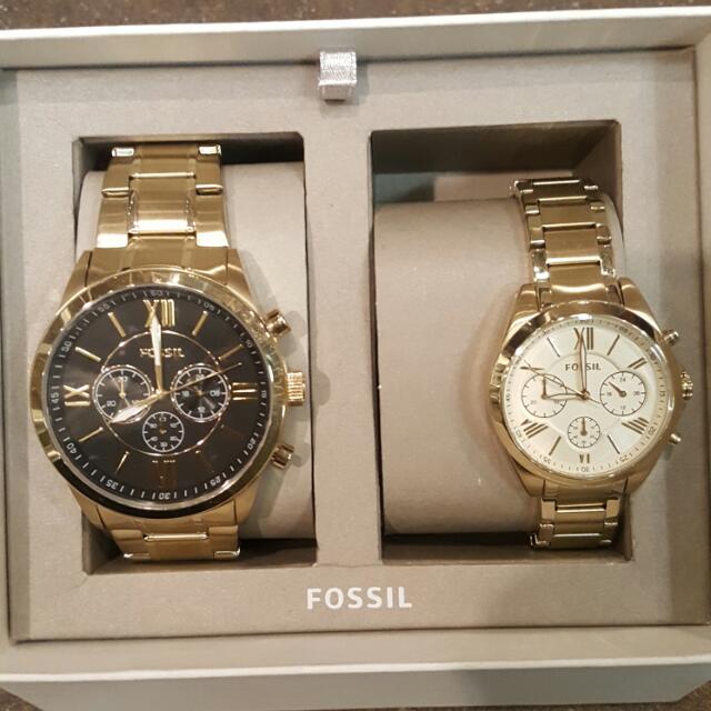 couple watches fossil canada