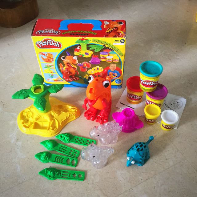 Play doh chomposaurus hotsell playset