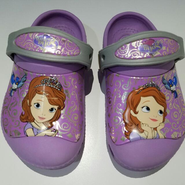 sofia the first crocs
