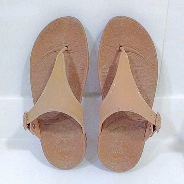 FITFLOPS Super Jelly Sandals In Beige US 5 EU 36 Women s Fashion Footwear Flipflops and Slides on Carousell