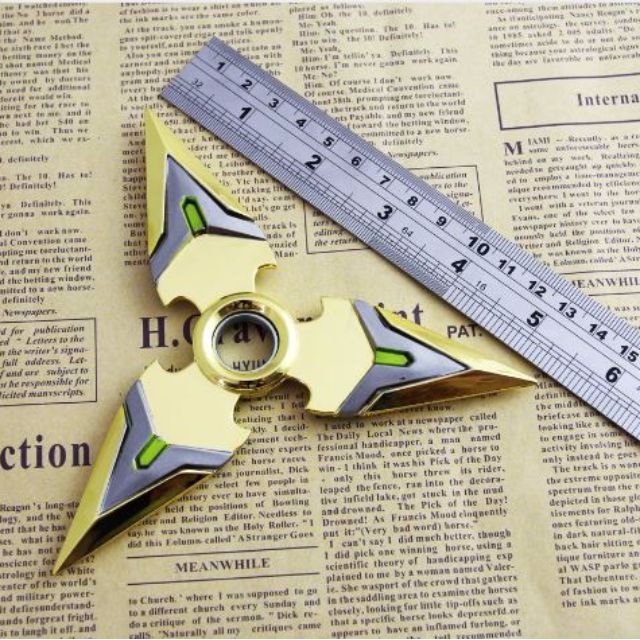 [FREE DELIVERY] Blizzard Overwatch Genji Silver/Gold Darts/Throwing