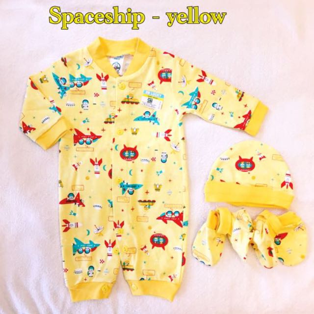 baby romper with mittens