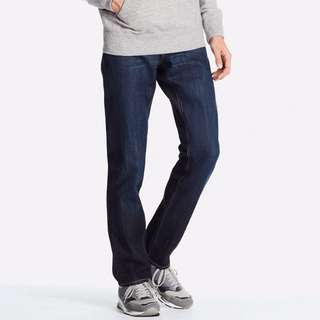 UNIQLO Men Regular fit jeans size 30 UNIQLO Men Regular fit jeans size 30