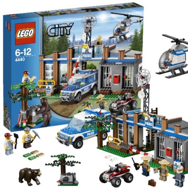 Lego 4440 Forest Police Station, Toys & Games, Bricks & Figurines on Carousell