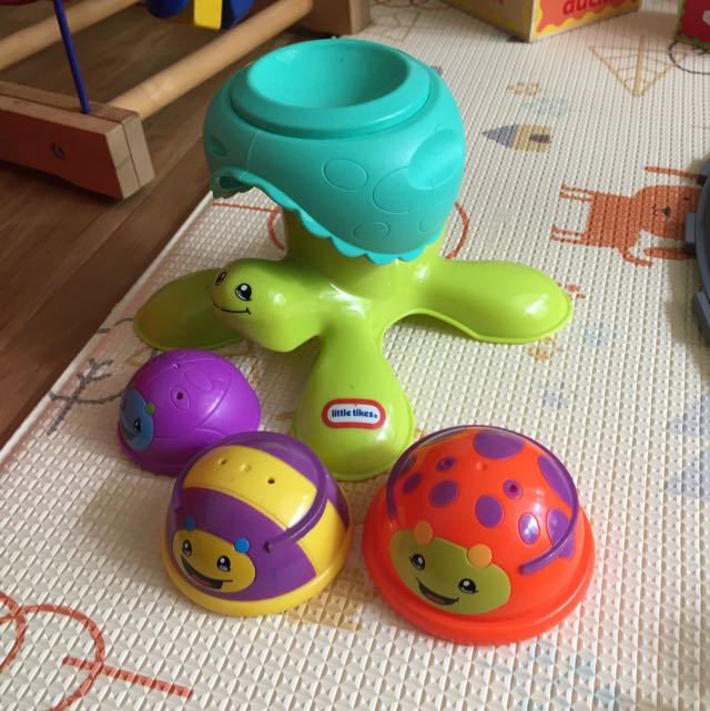 jumping turtle toy