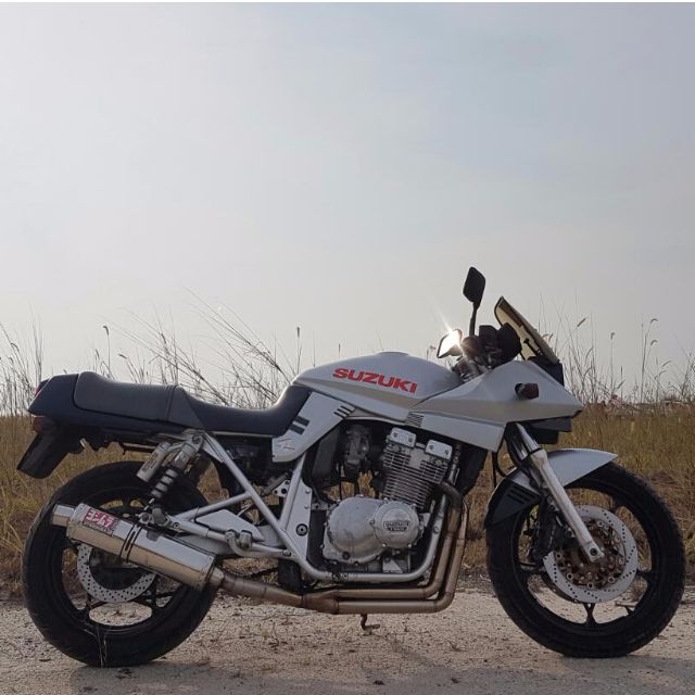 Suzuki Katana 400