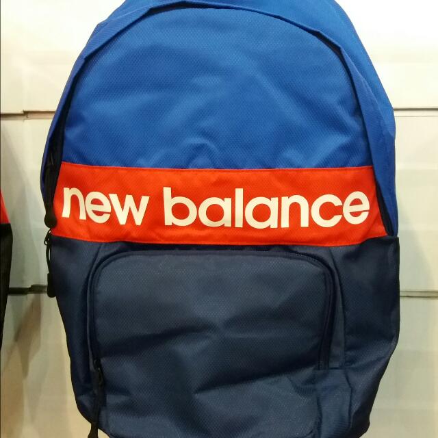 new balance tas