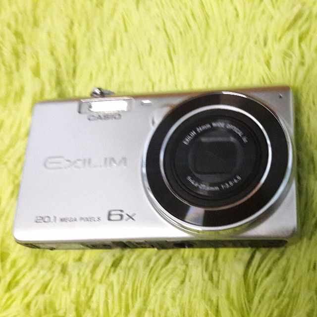 最安価格 CASIO 通信販売サイト 美品カシオ デジタルカメラ EXILIM EX 