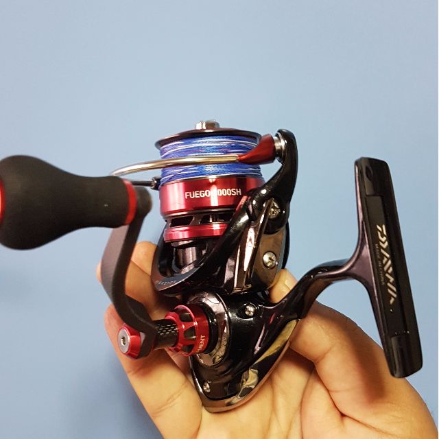 Daiwa Fuego 2000SH with Basszone Carbon Handle, Sports Equipment, Fishing  on Carousell