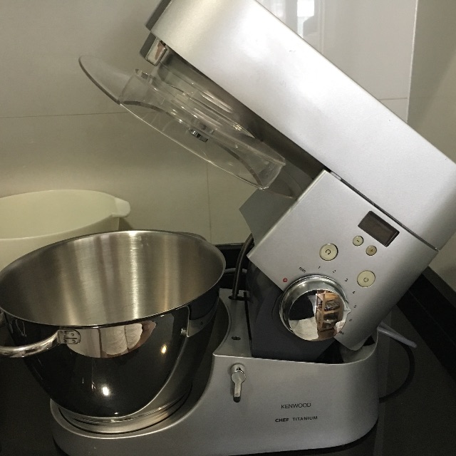 kenwood km030 chef titanium