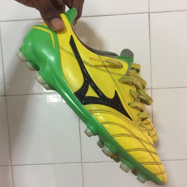 Mizuno morelia yellow shop