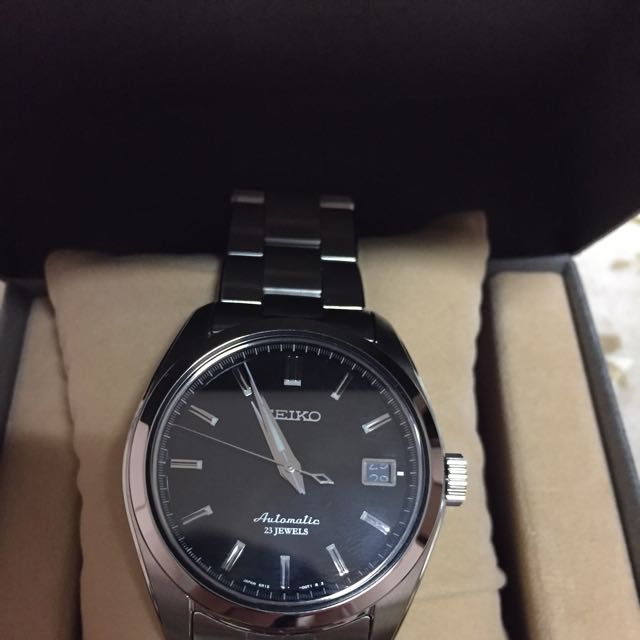 seiko automatic, 23 jewels, Men's Fashion, Watches & Accessories, Watches  on Carousell
