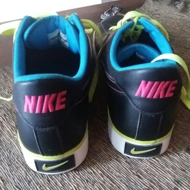 Sepatu Nike Cowok Original Fesyen Pria Sepatu Di Carousell