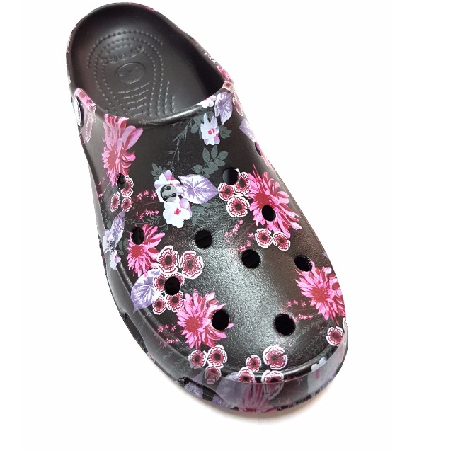 Crocs freesail graphic clog 2025