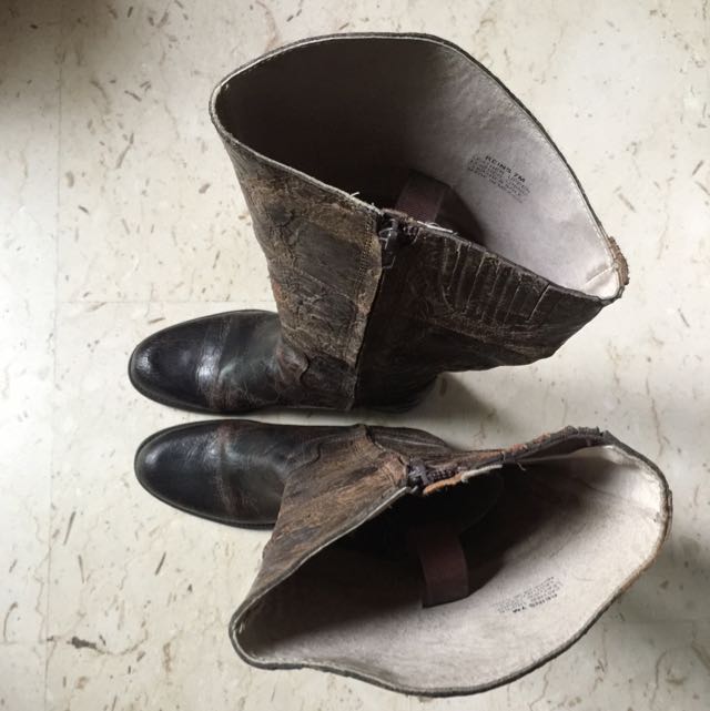 Distressed Leather Boots (Category: Boots) located in Singapore. Submitted by jot366 (Listing ID 92343748, Image 2). Description: Hardly worn. Knee length real leather special distressed finish, dark brown. Soles are also leather.