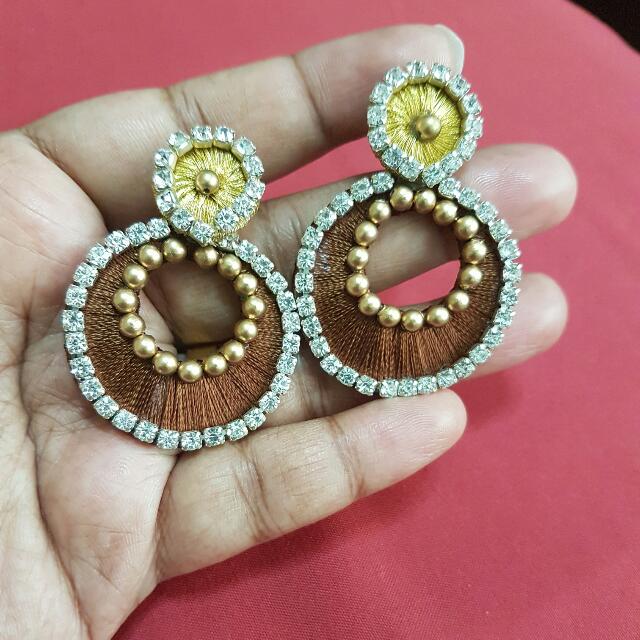 Chandbali thread earrings deals