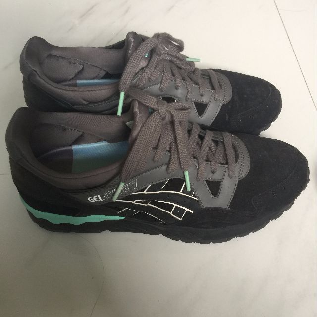 Asics Gel Lyte V Casual Lux Men S Fashion Footwear On Carousell