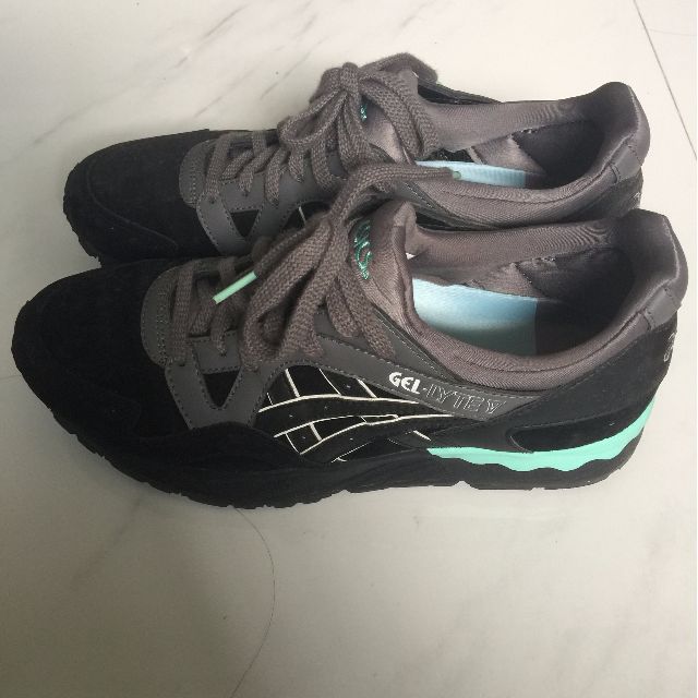 Asics Gel Lyte V Casual Lux Men S Fashion Footwear On Carousell