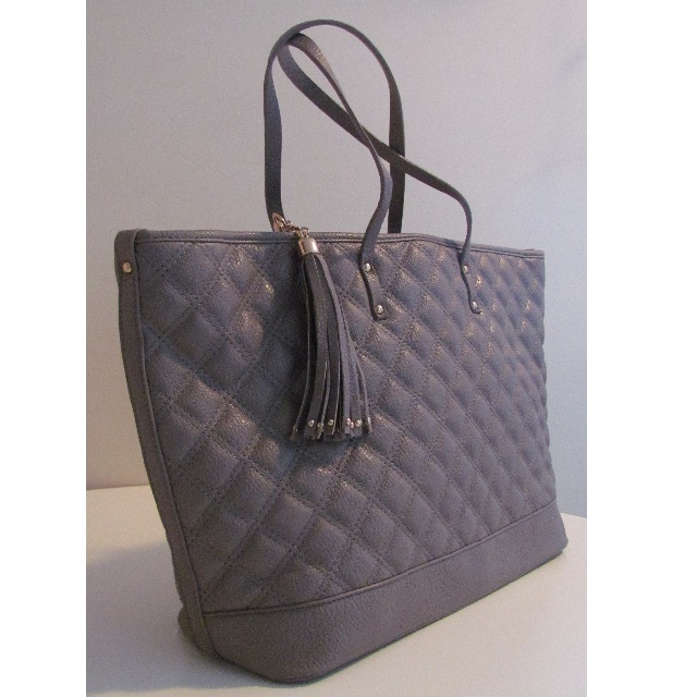 bcbg quilted bag