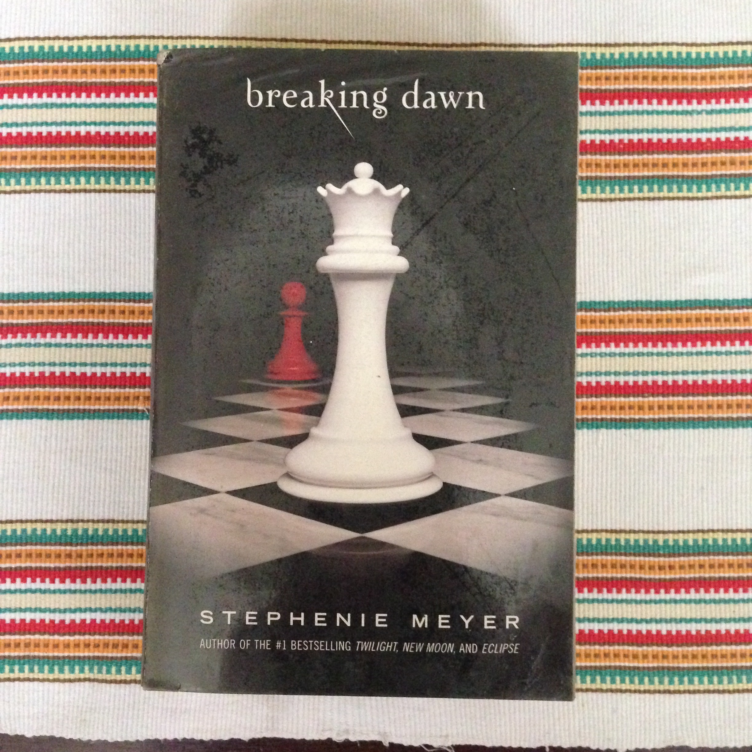 Breaking Dawn Book 4 Of The Twilight Saga Books Books On Carousell