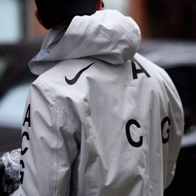 nikelab acg 2 in 1 system jacket white