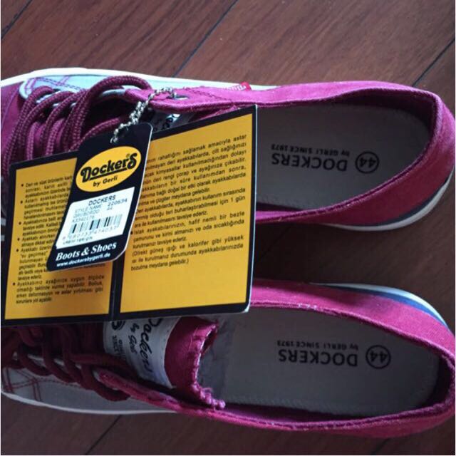 dockers footwear since 1973