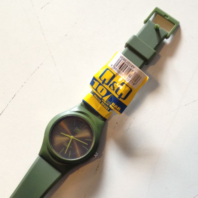 Q Q Quartz Water Resist 10 Bar Fesyen Wanita Jam Tangan Di Carousell