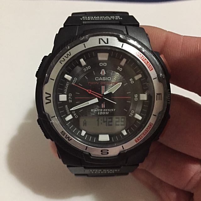 casio watch compass