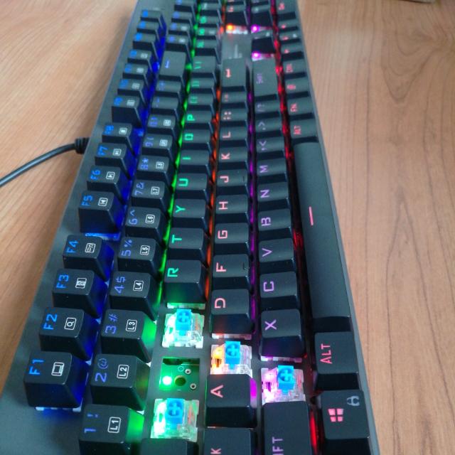 ETK1 RGB Switch Detachable No Soldering Mechanical Keyboard, Computers