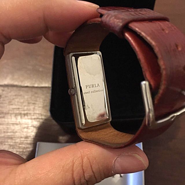 Furla Watch (Category: Luxury Watches) located in Quezon City. Submitted by loadingunloading (Listing ID 92823408, Image 3). Description: .
