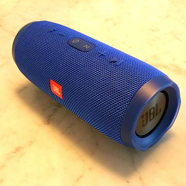 Old jbl store bluetooth speaker