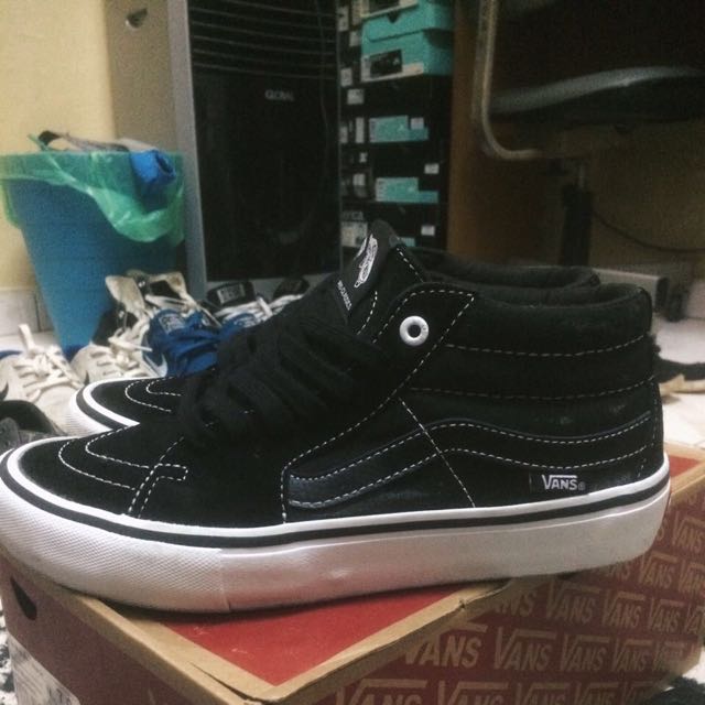 vans classic mid