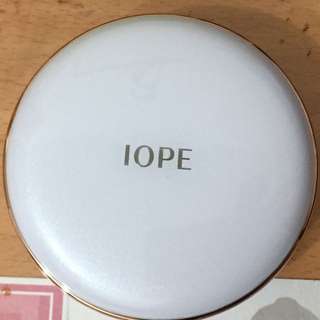 (全新降價）IOPE水潤光透氣墊粉餅（含補充蕊） 極致遮瑕系列