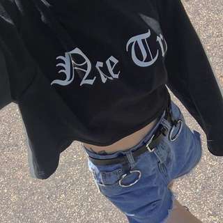 Vii&Co 加長袖歌德字短版上衣