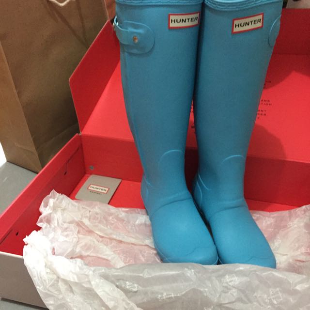 hunter boots store near me