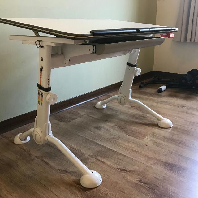 亚梭家俬儿童健康学习桌全能型成长学习桌kdf-mc96