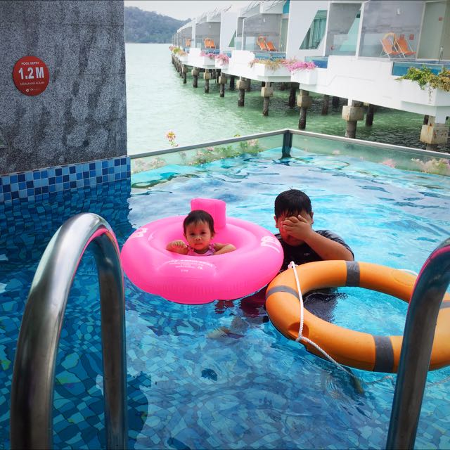 mothercare swim seat
