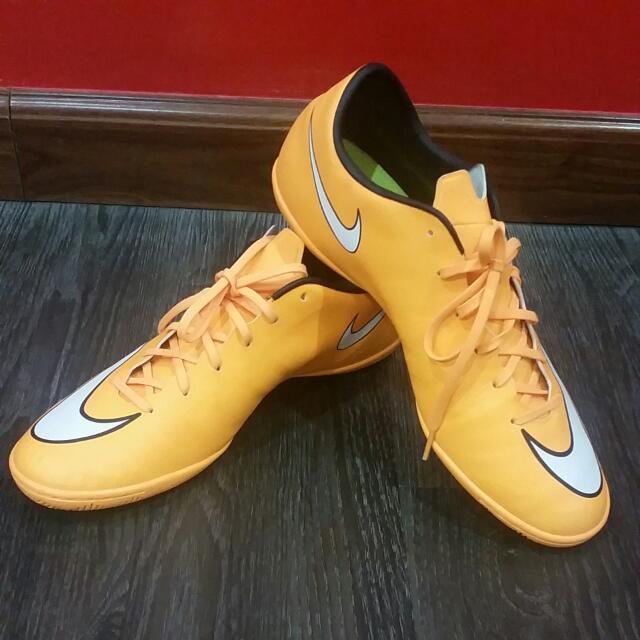 nike mercurial neon orange