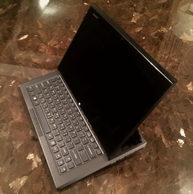 Sony Vaio Duo 11 電腦3c 桌電筆電在旋轉拍賣