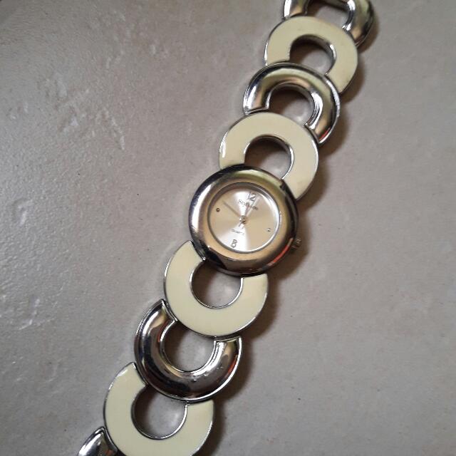 Style and Co. watch (Category: Women's Watches) located in Quezon City. Submitted by simpyirresistable (Listing ID 92919987, Image 2). Description: .