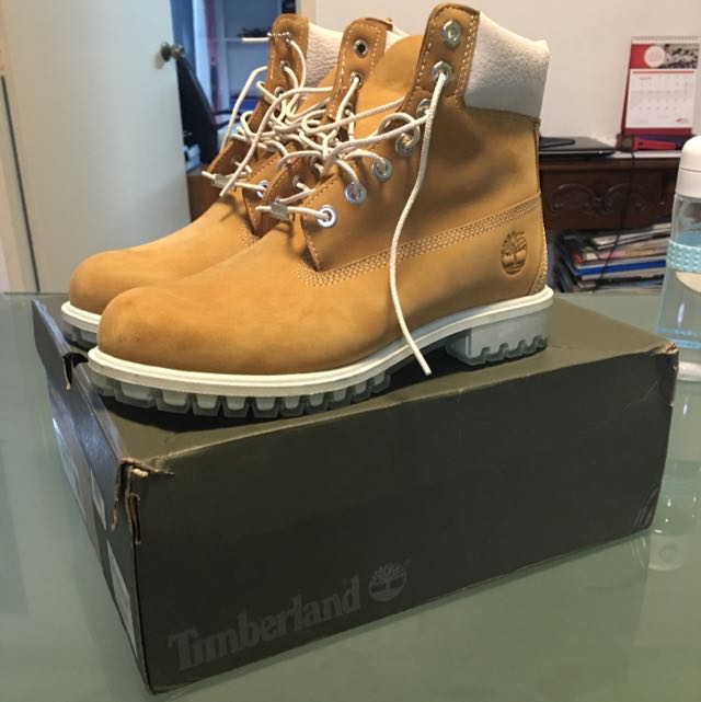 TIMBERLAND 6
